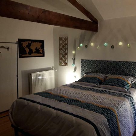 Chambre Sergeanne Doulezon Exterior photo