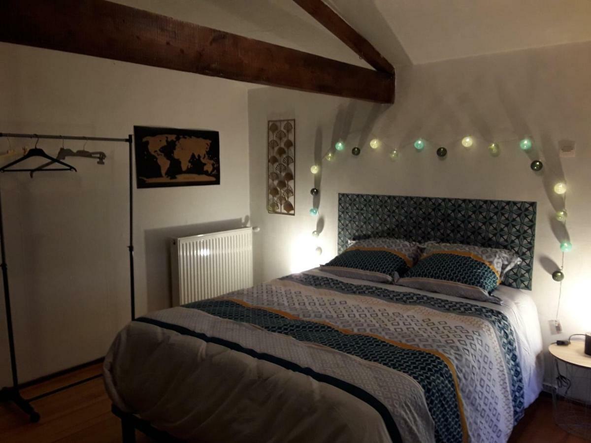 Chambre Sergeanne Doulezon Exterior photo